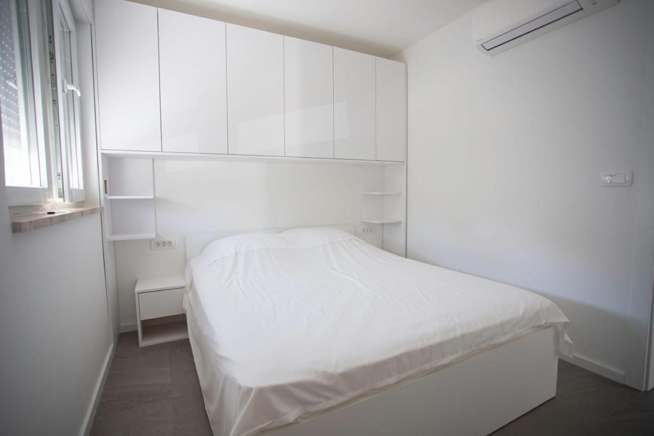 Apartment Belmare Trogir Exterior photo